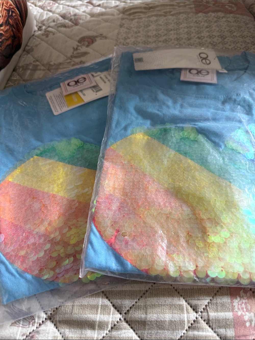 Queer Eye Unisex Ombre Sequin Graphic Short Sleeve Tee - Light Blue (set of 2) M